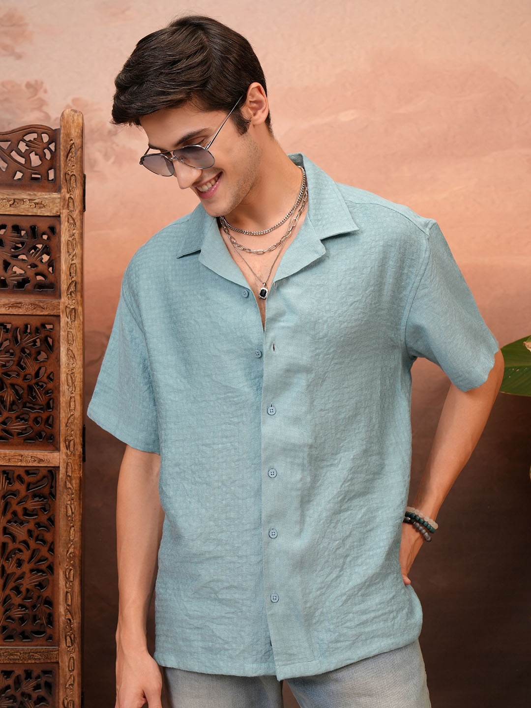 

Locomotive Men Dobby Textured Cuban Collar Relaxed Shirt, Blue