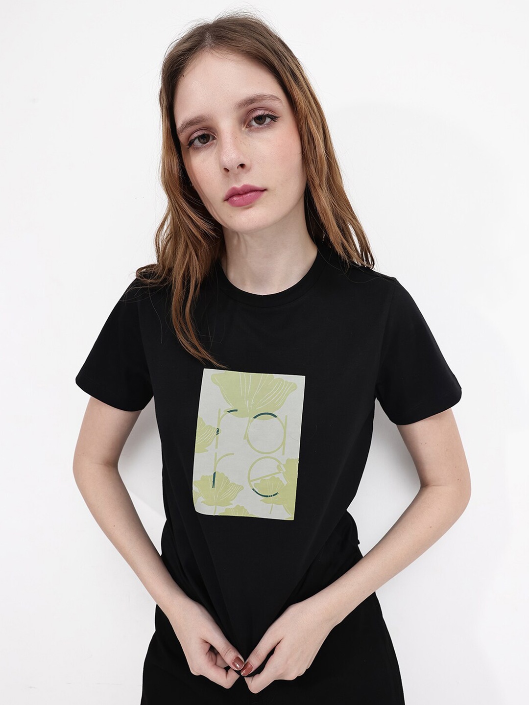 

RAREISM Women Pockets T-shirt, Black