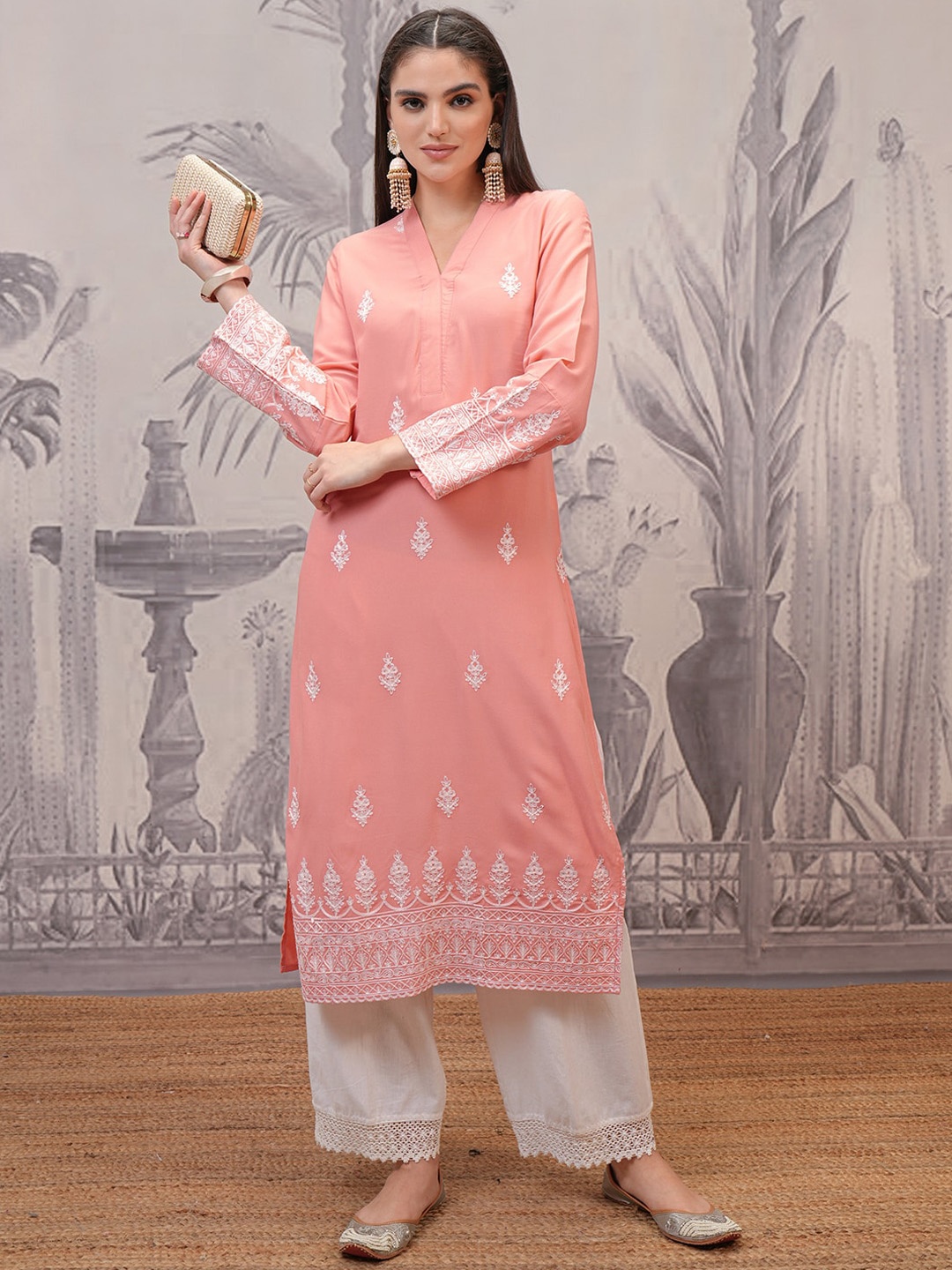 

Vishudh Women Ethnic Motifs Printed Gotta Patti Anarkali Kurta, Peach