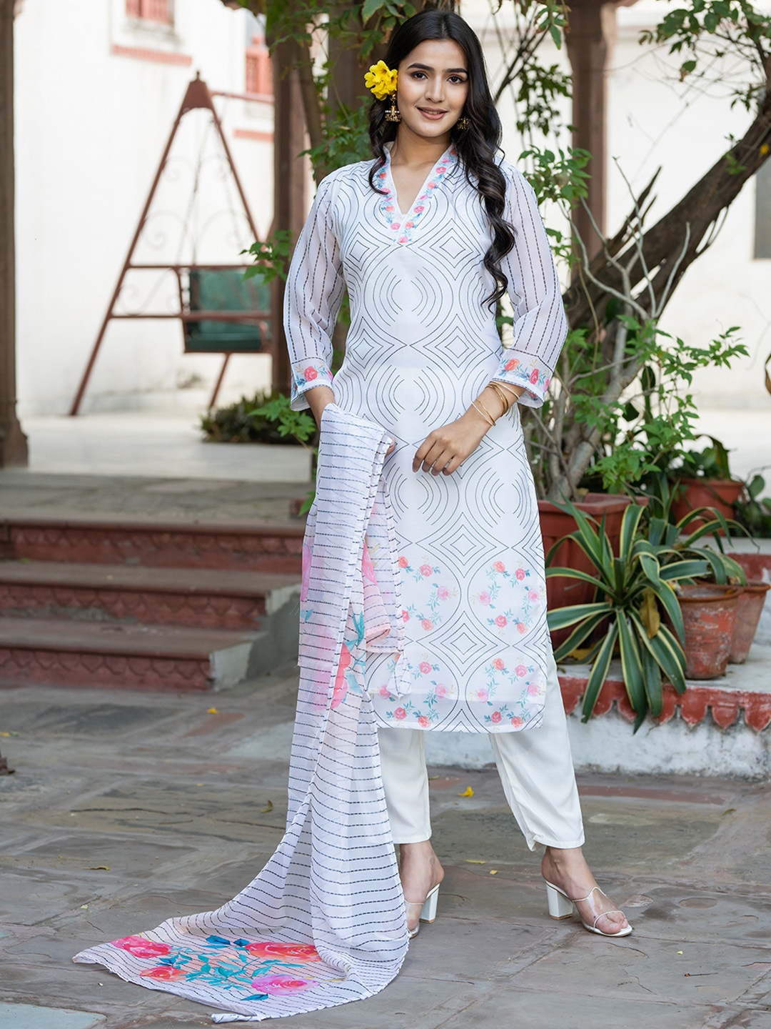 

ASPORA Floral Printed Regular Thread Work V-Neck Straight Kurta With Trouser & Dupatta, Cream