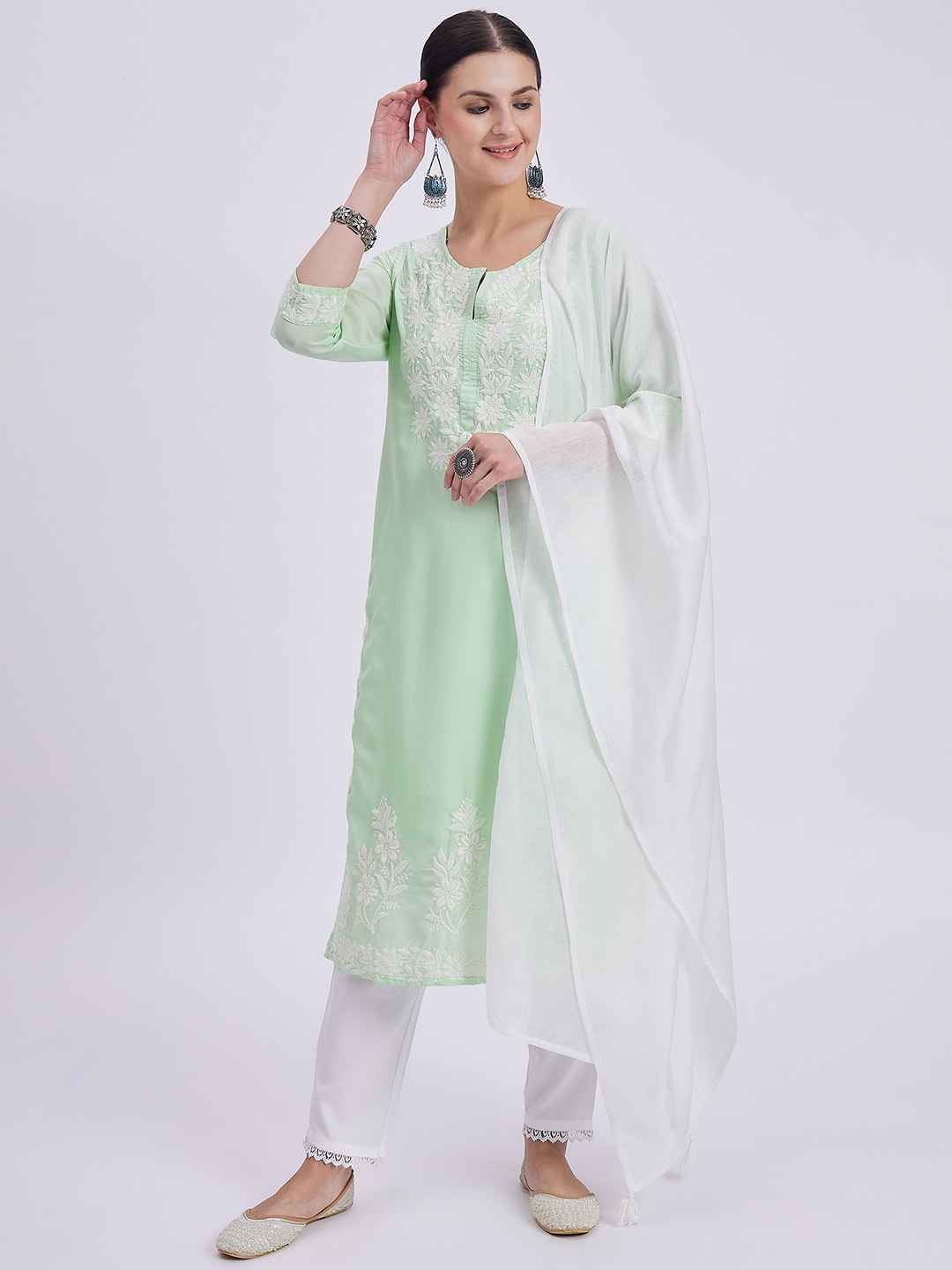 

Knitstudio Ethnic Motifs Yoke Design Regular Thread Work Kurta with Trousers & Dupatta, Green