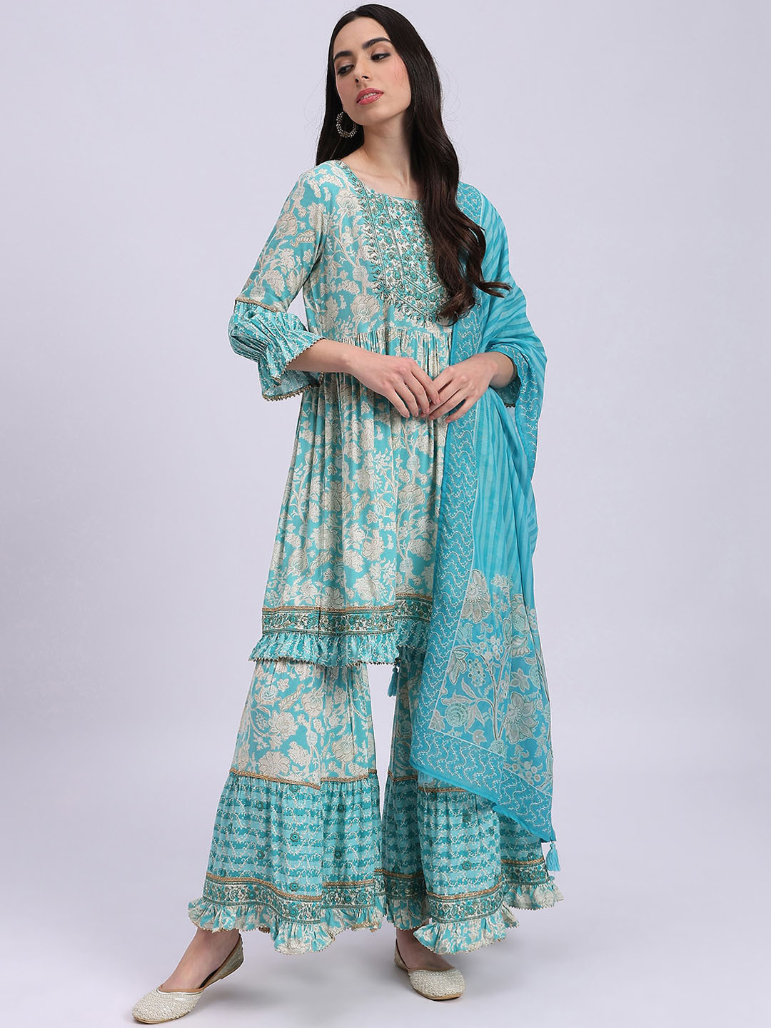 

Knitstudio Ethnic Motifs Embroidered Regular Mukaish Kurta with Sharara & Dupatta, Turquoise blue
