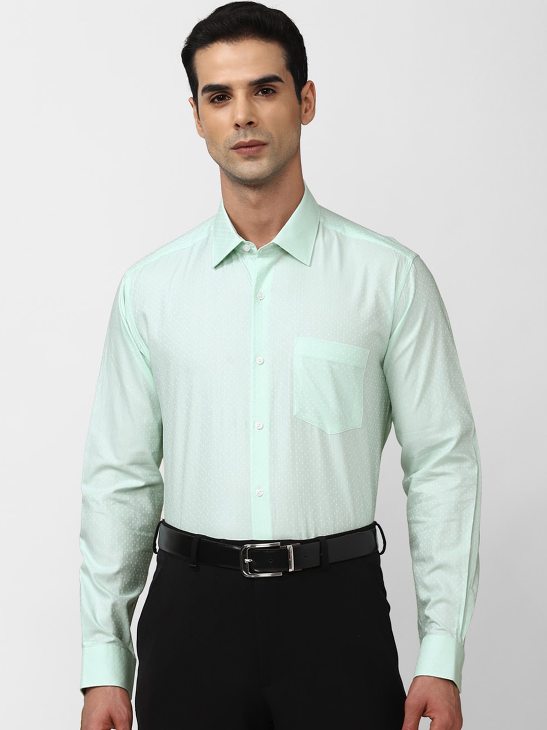 

Van Heusen Men Opaque Party Shirt, Green