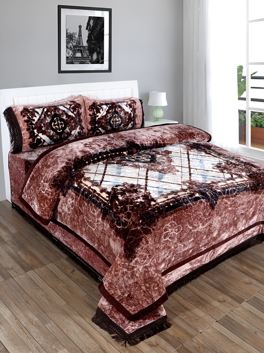 

ELSTONE HOME Brown & White Ethnic Motifs Heavy Winter 600 GSM Double Bed Blanket