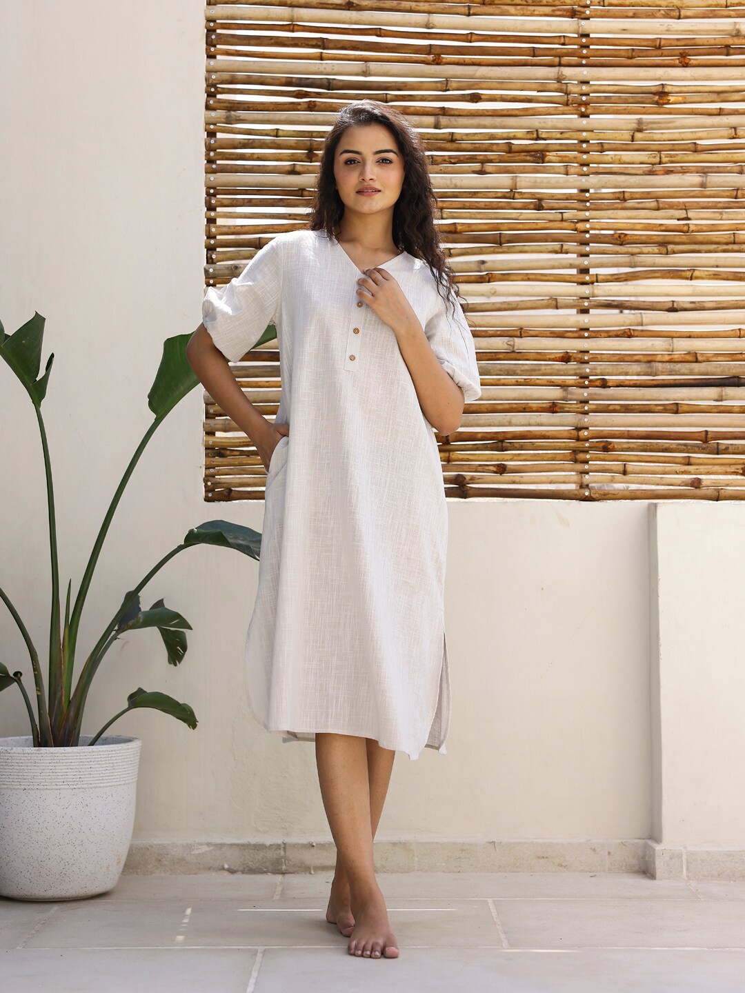 

SANSKRUTIHOMES Pure Cotton Midi Nightdress, White