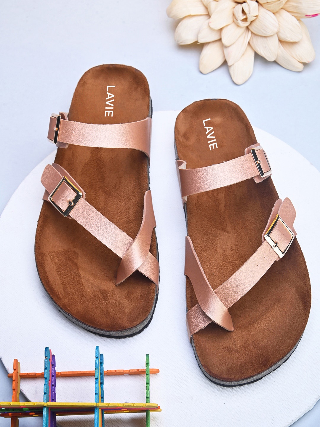 

Lavie One Toe Flats with Buckles, Pink
