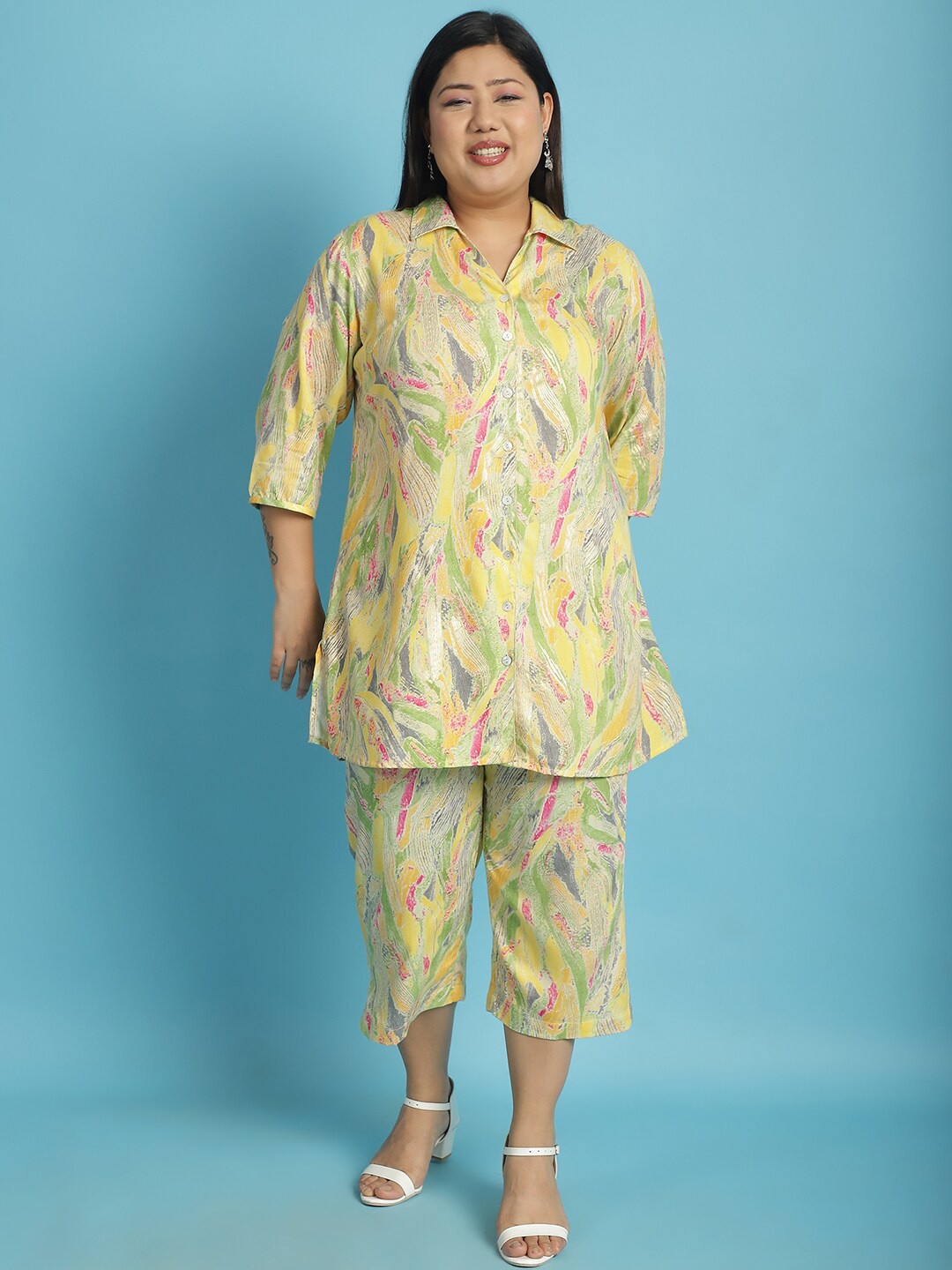 

theRebelinme Plus Size Printed Shirt with Capri, Yellow