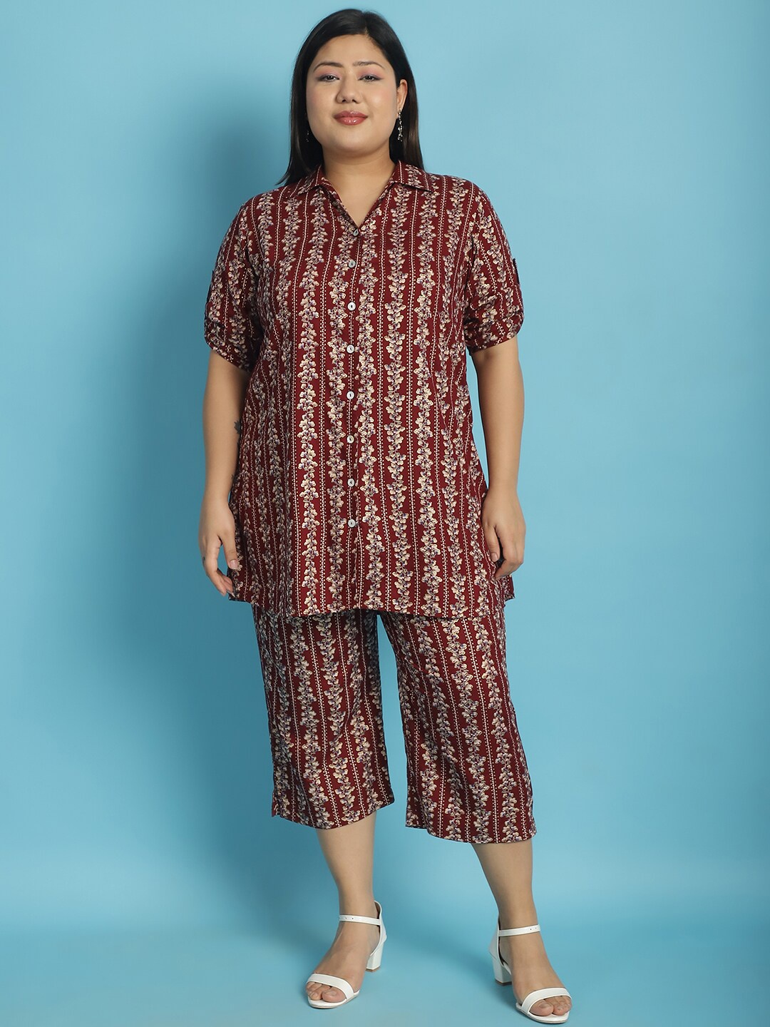 

theRebelinme Plus Size Printed Shirt with Capri, Maroon