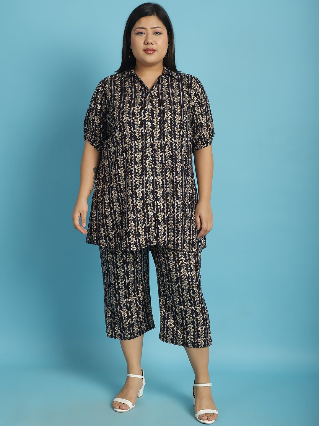 

theRebelinme Shirt Collar Printed Shirt with Capris, Navy blue