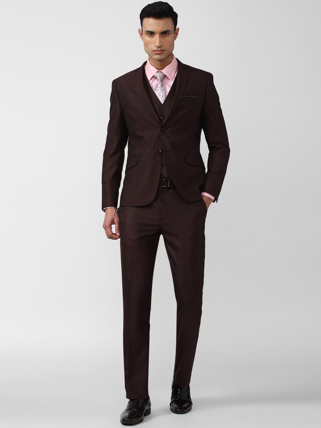 

V Dot Checked Skinny-Fit Single-Breasted Three Piece Party Suit, Brown