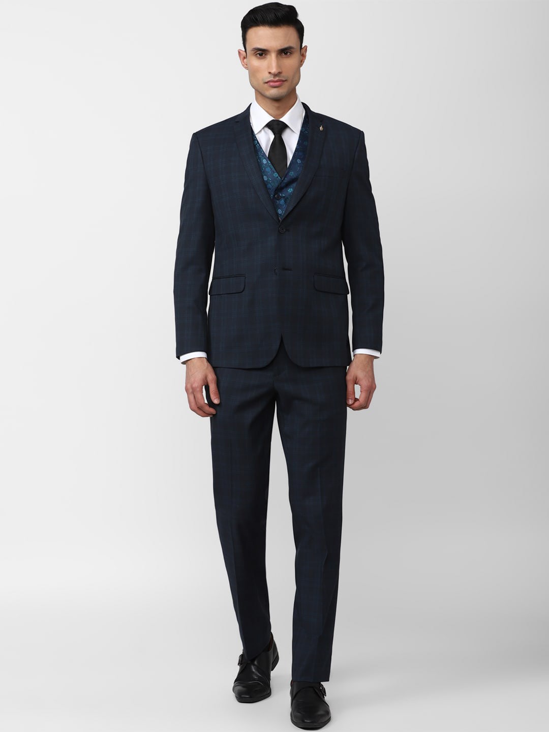 

Van Heusen Checked Tailored-Fit Four-Piece Party Suit, Navy blue