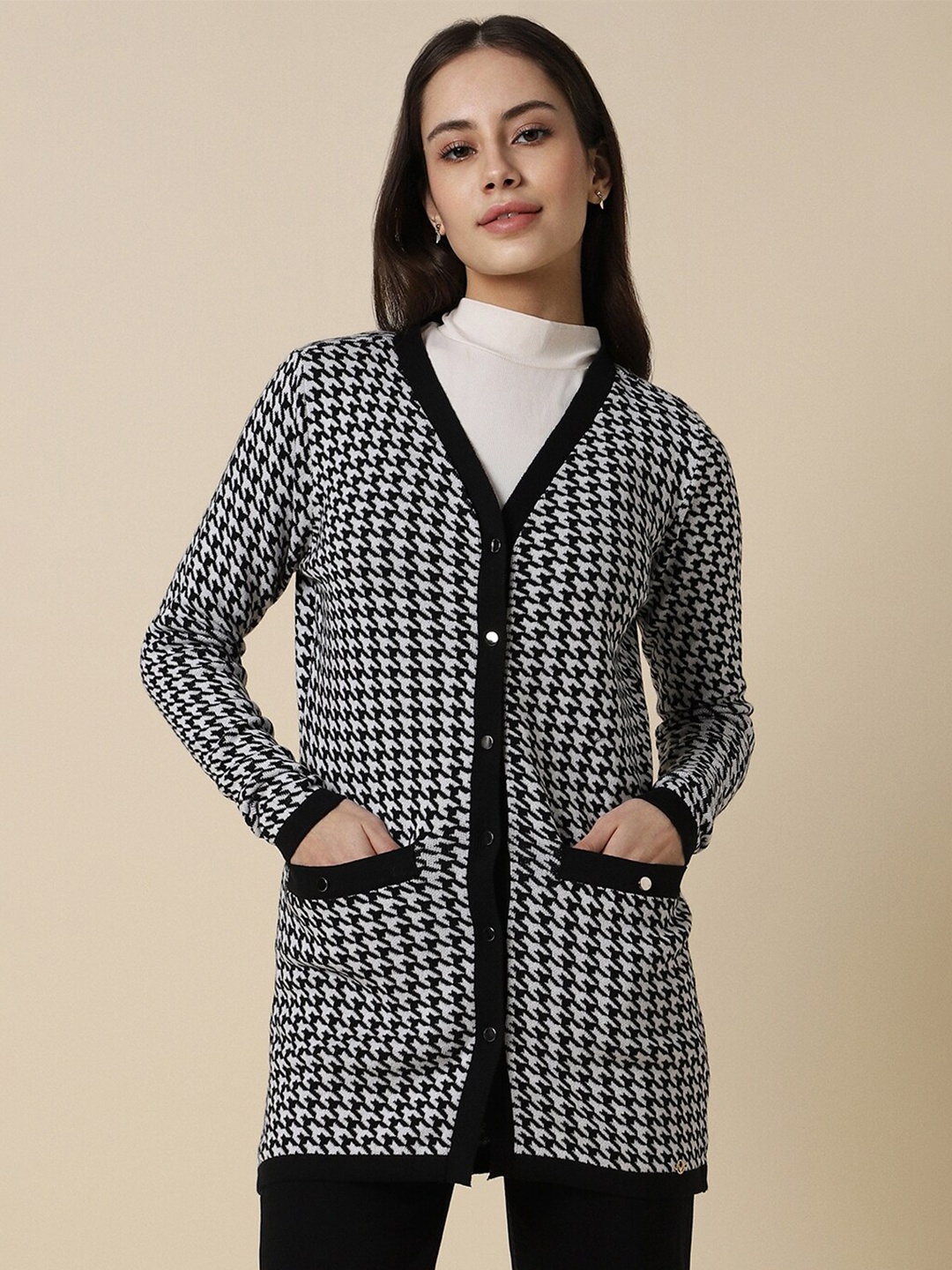 

Allen Solly Woman Geometric Printed V-Neck Pure Acrylic Longline Cardigan, Black