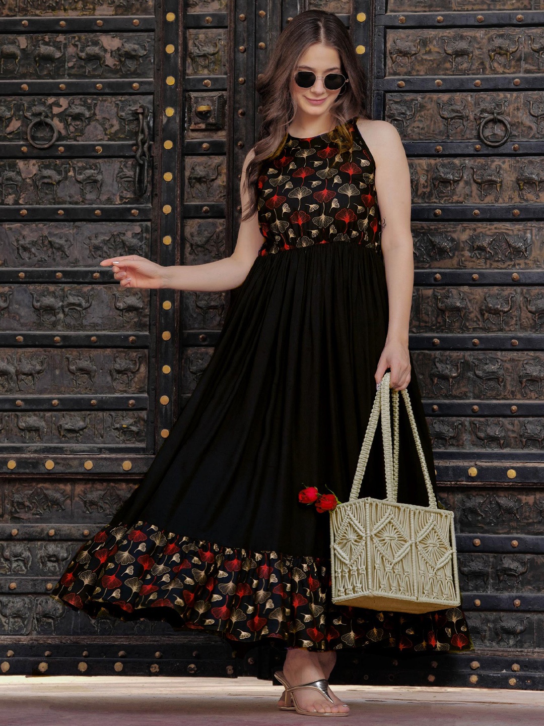 

PURSHOTTAM WALA Floral Print Maxi Dress, Black