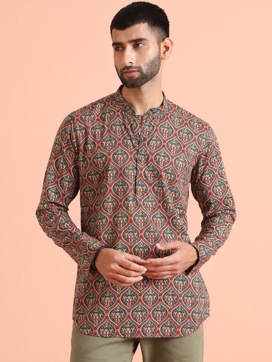 

KISAH Men Printed Short Kurta, Multi