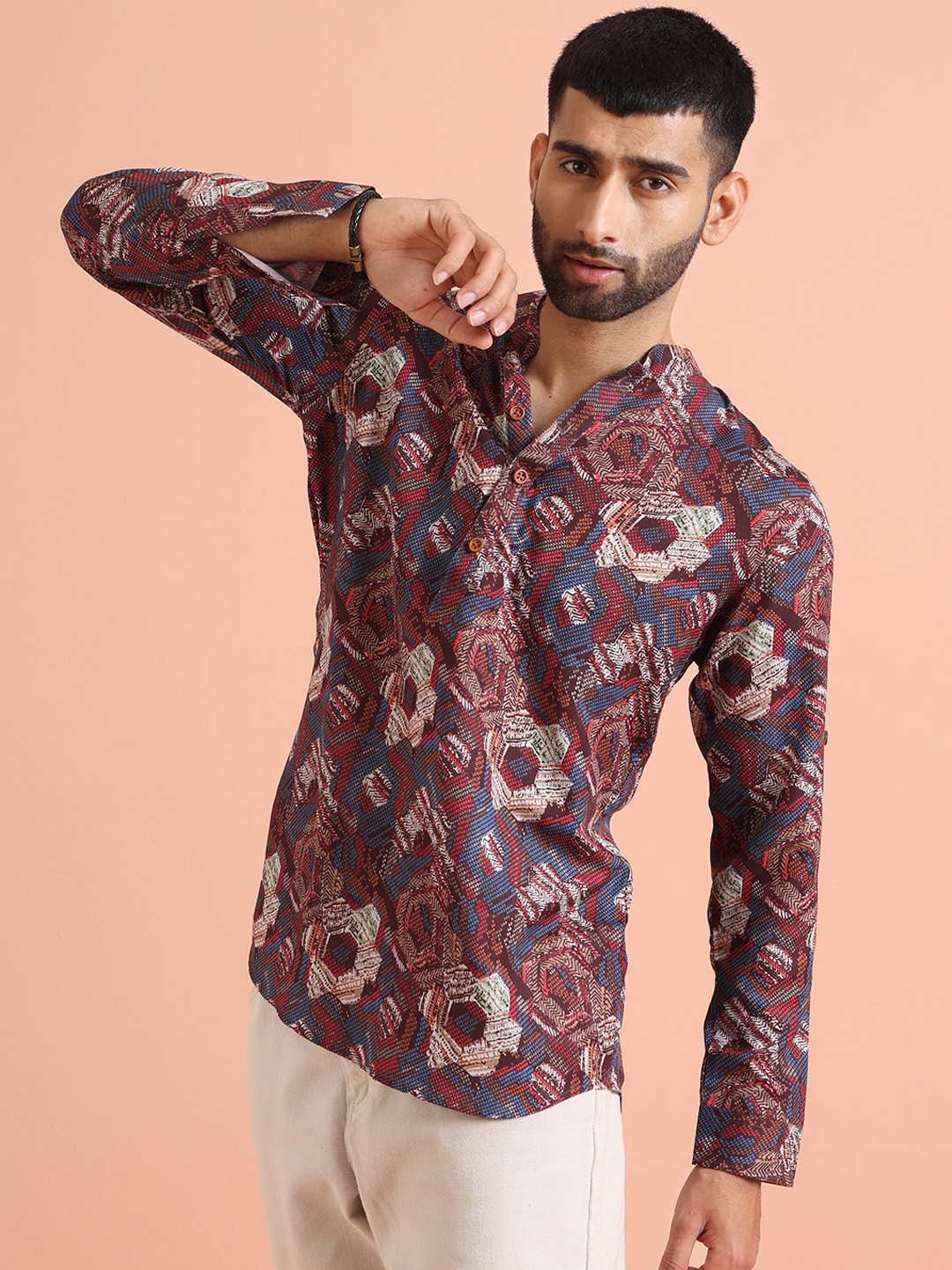 

KISAH Men Men Thread Work Short Kurta, Multi