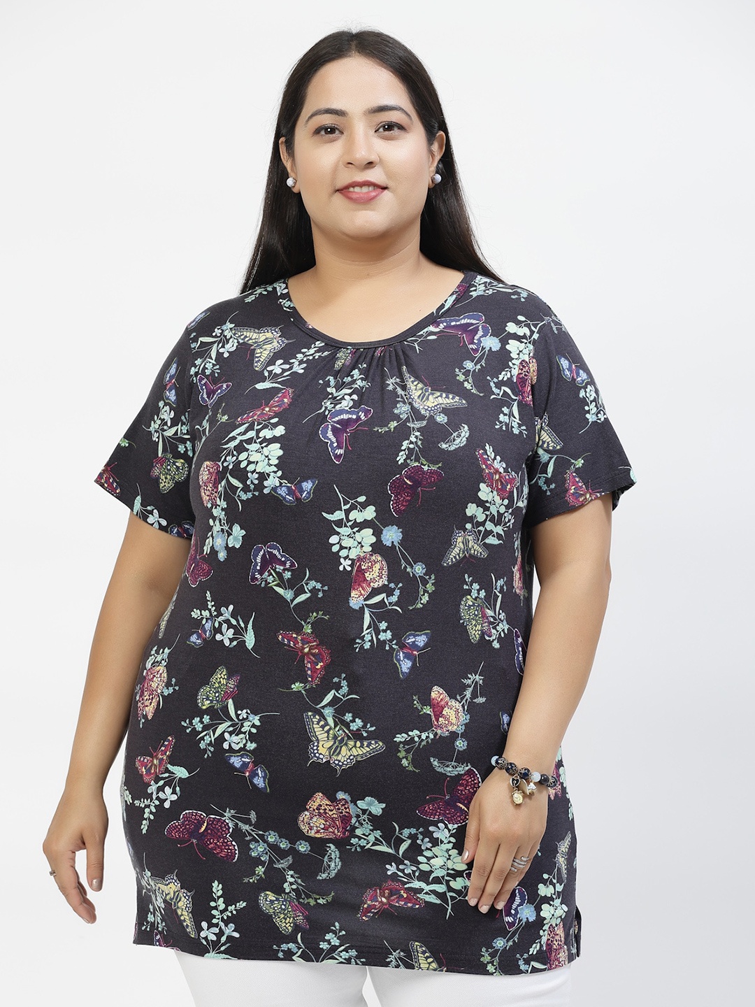 

plusS Women Floral Printed Extended Sleeves Pockets T-shirt, Black
