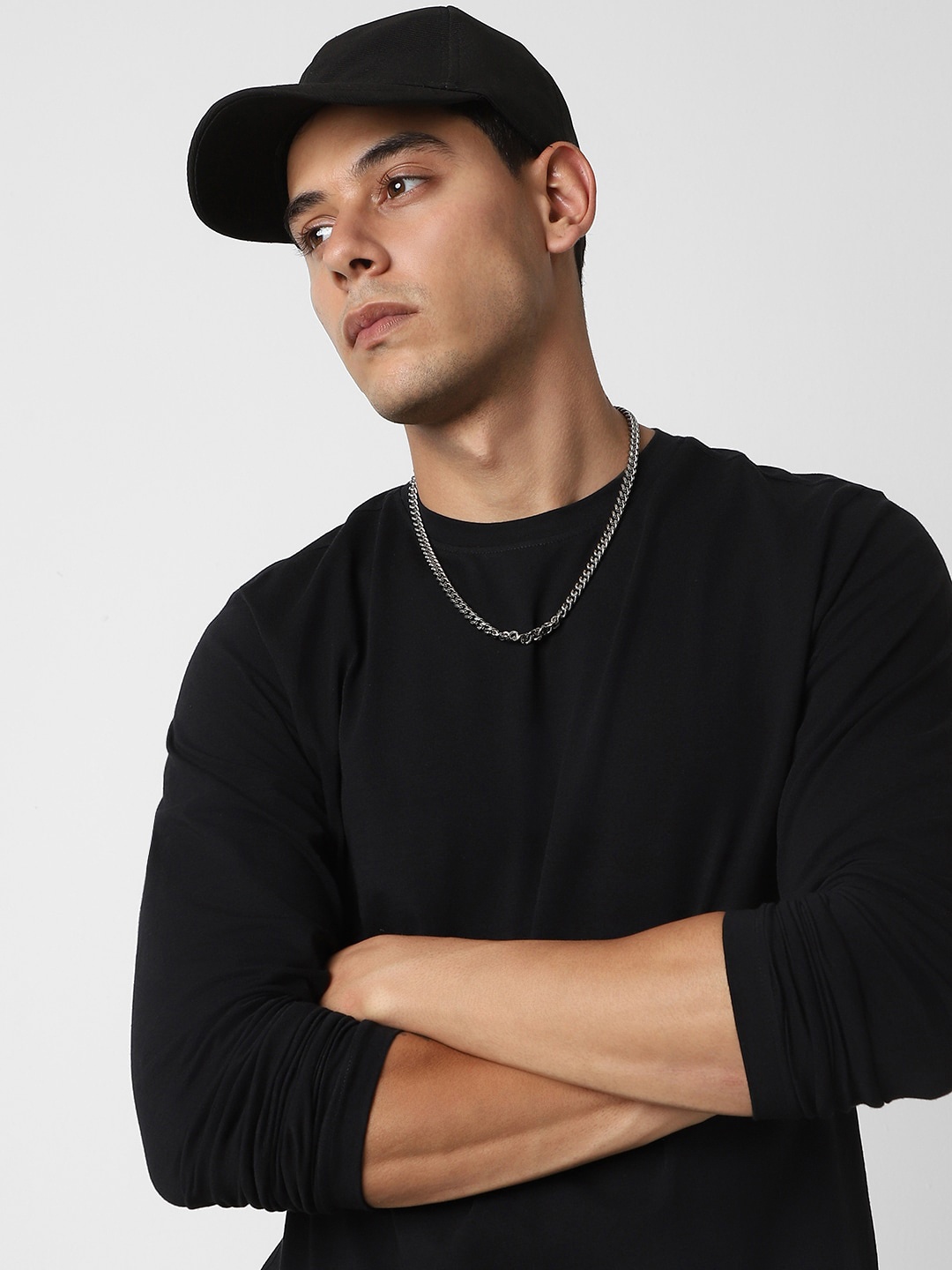 

VASTRADO Men V-Neck Pockets T-shirt, Black