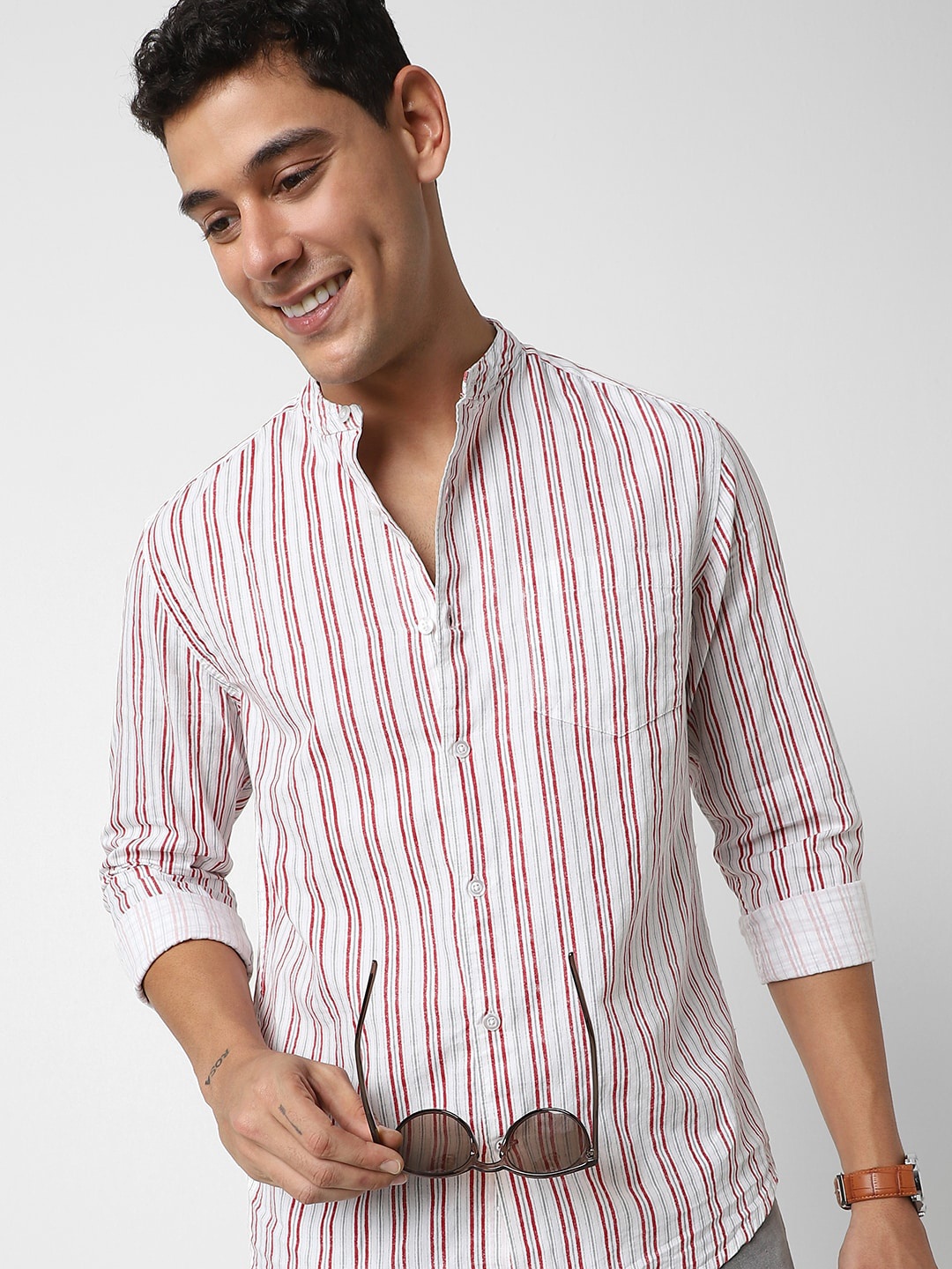 

VASTRADO Men Classic Slim Fit Opaque Striped Casual Shirt, Multi