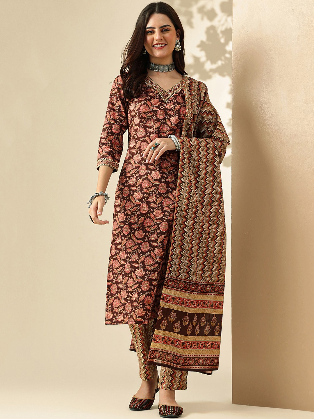 

Anouk Ethnic Motifs Printed Regular Gotta Patti Pure Cotton Kurta With Trousers & Dupatta, Brown