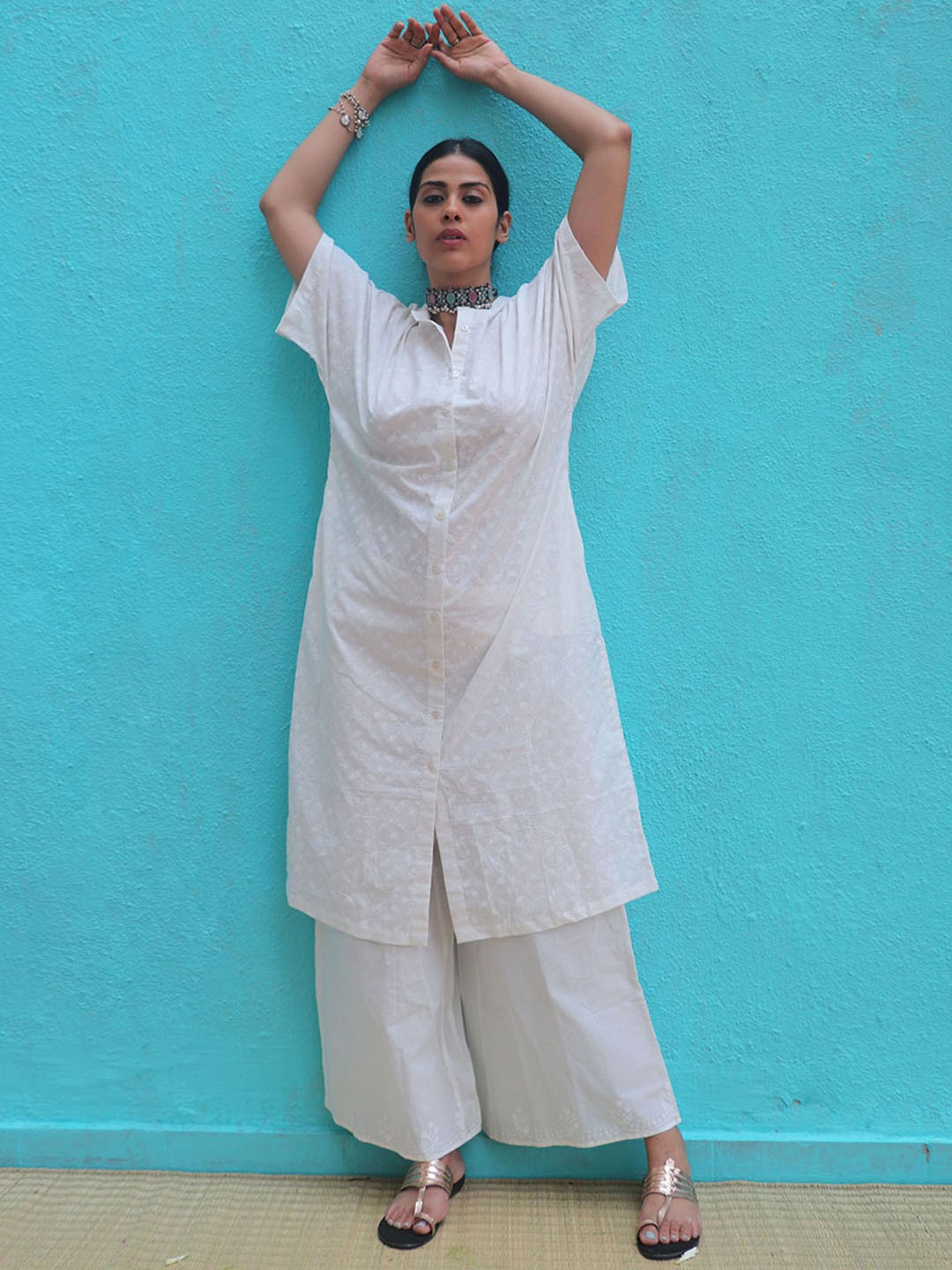 

Chidiyaa Women Ethnic Motifs Printed Regular Pure Cotton Kurta with Palazzos, White