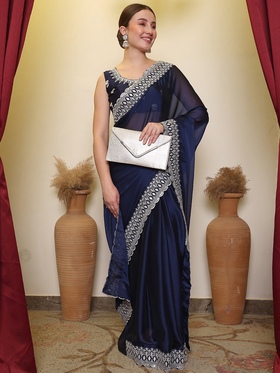 

House of Pataudi Embroidered Saree With Blouse, Navy blue