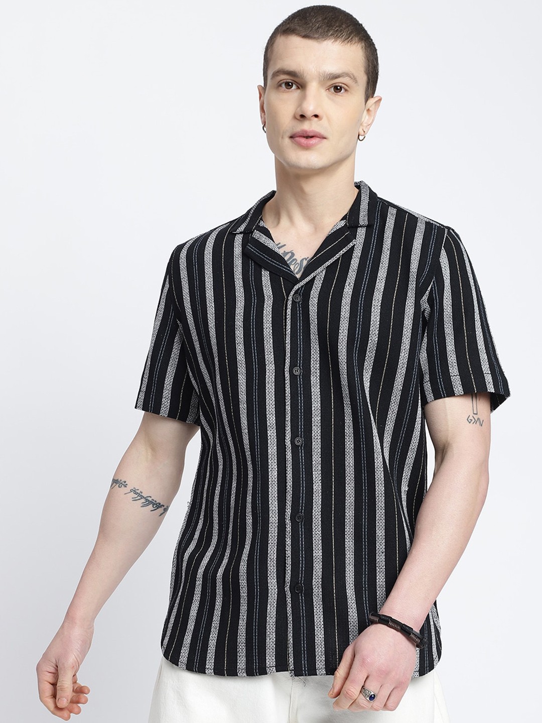 

HighRider Men Classic Opaque Striped Casual Shirt, Black