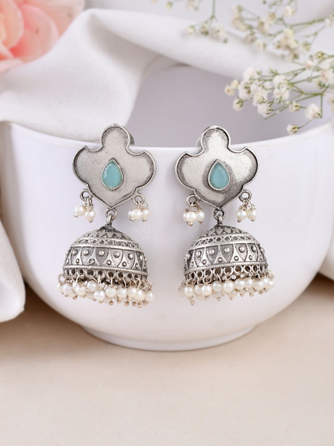 

DASTOOR Contemporary Jhumkas Earrings, Silver