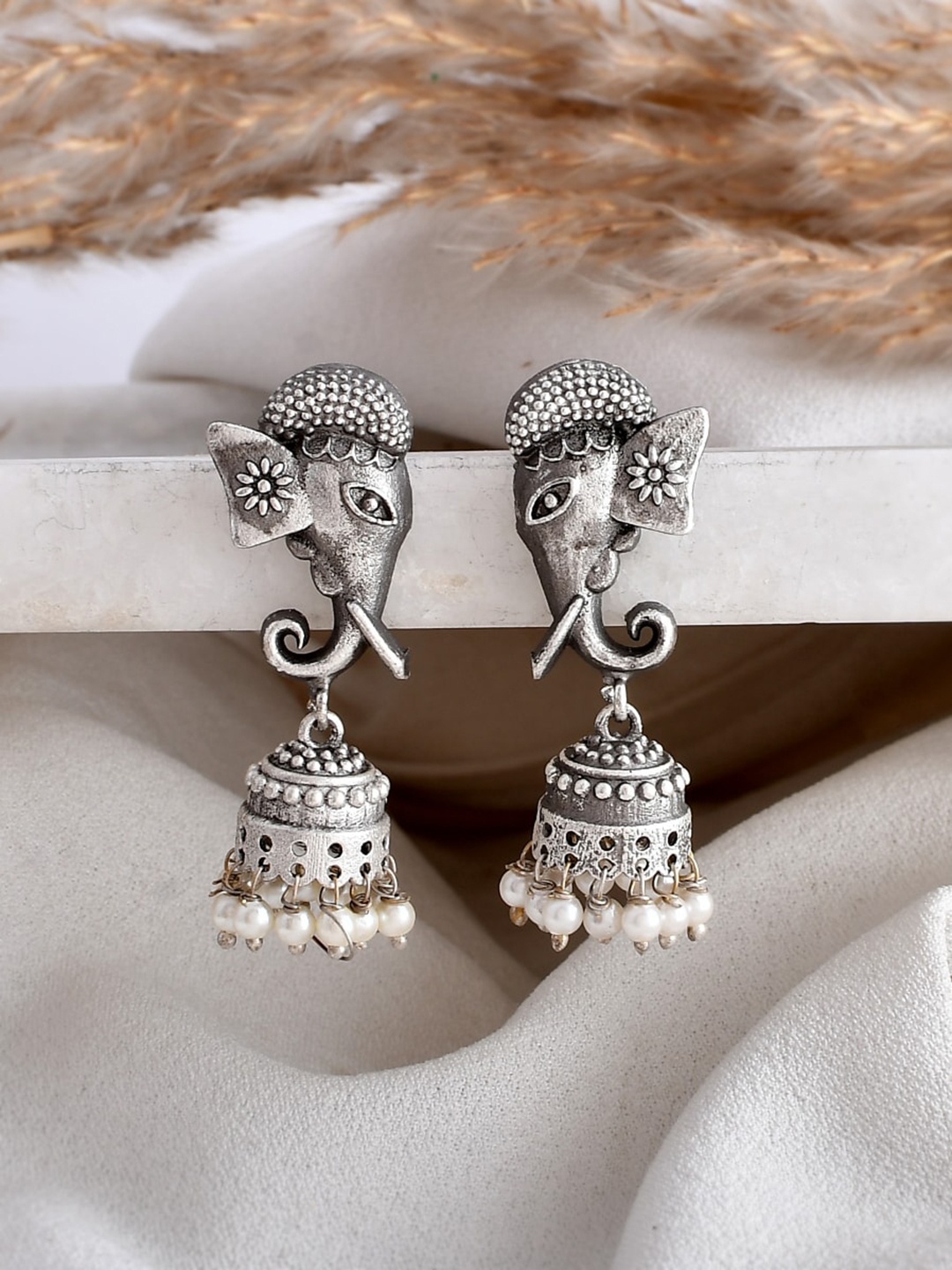 

DASTOOR Contemporary Jhumkas Earrings, Silver