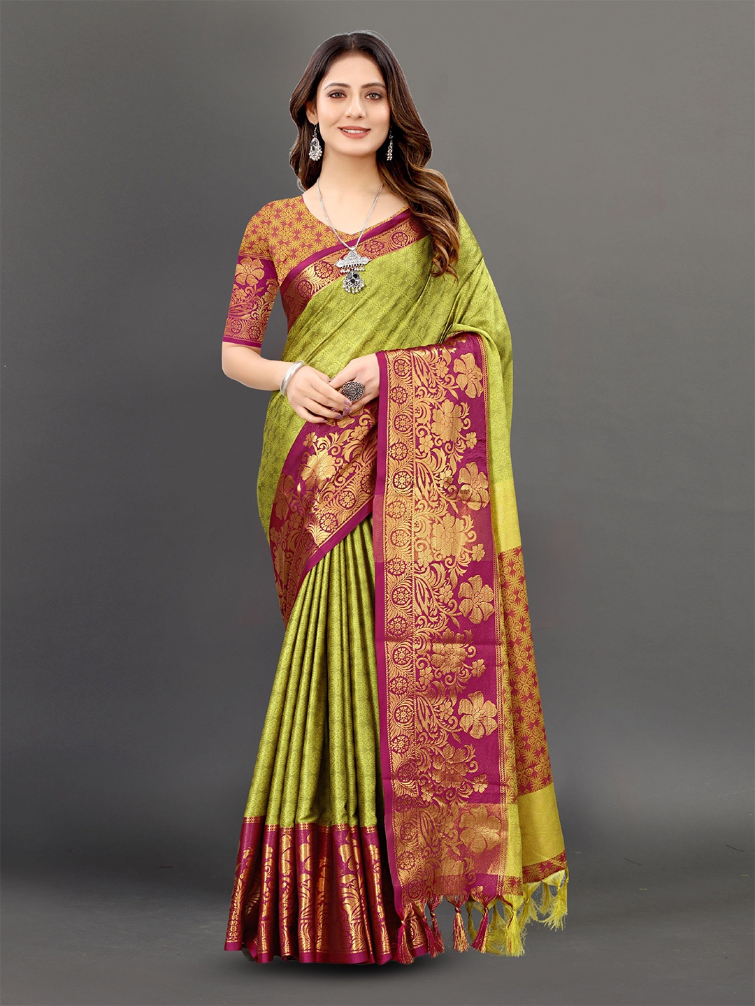 

V3 FASHION STUDIO Ethnic Motifs Woven Design Zari Pure Silk Banarasi Saree, Green