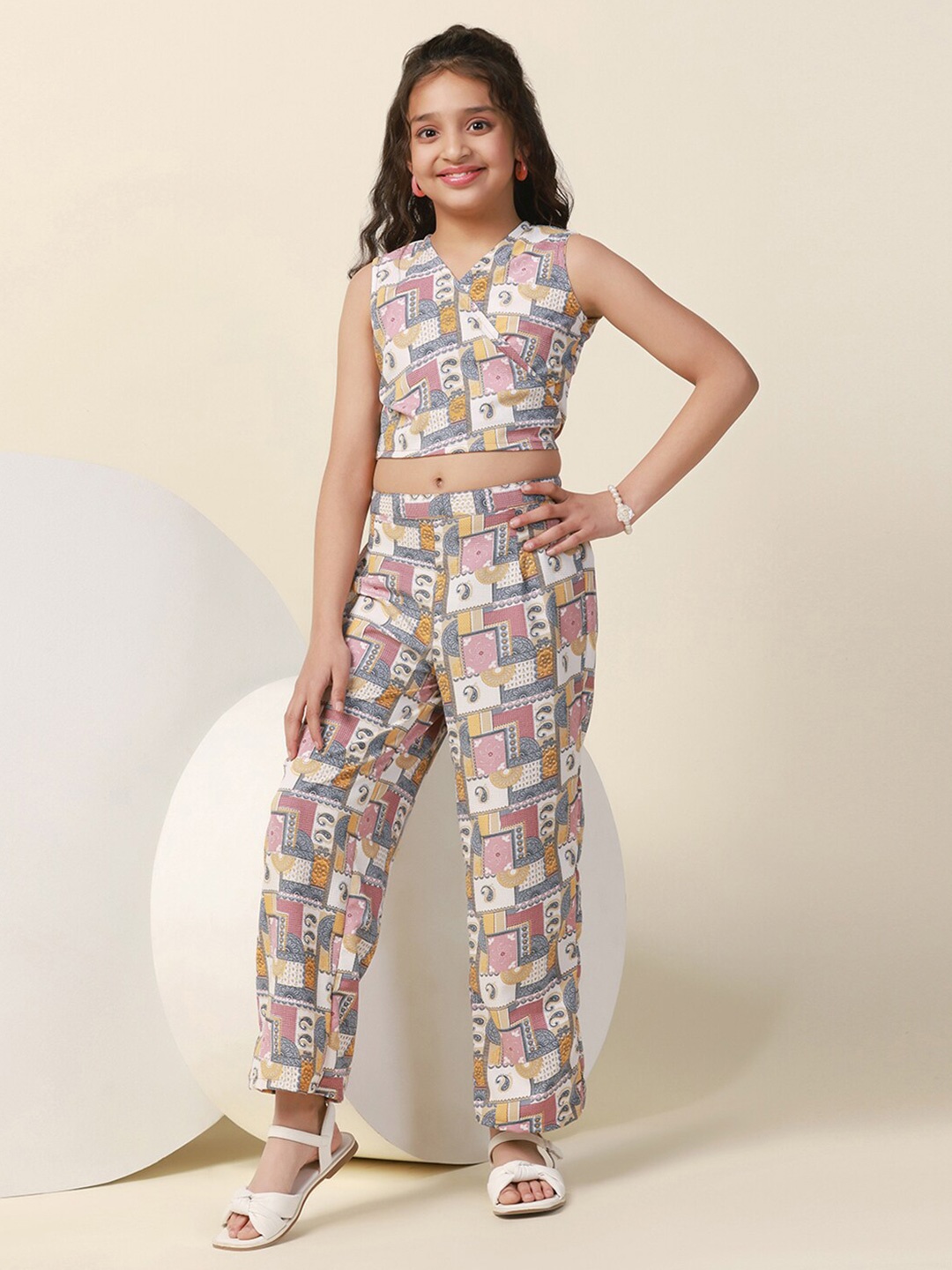 

BAESD Girls Printed Top With Pyjamas, White