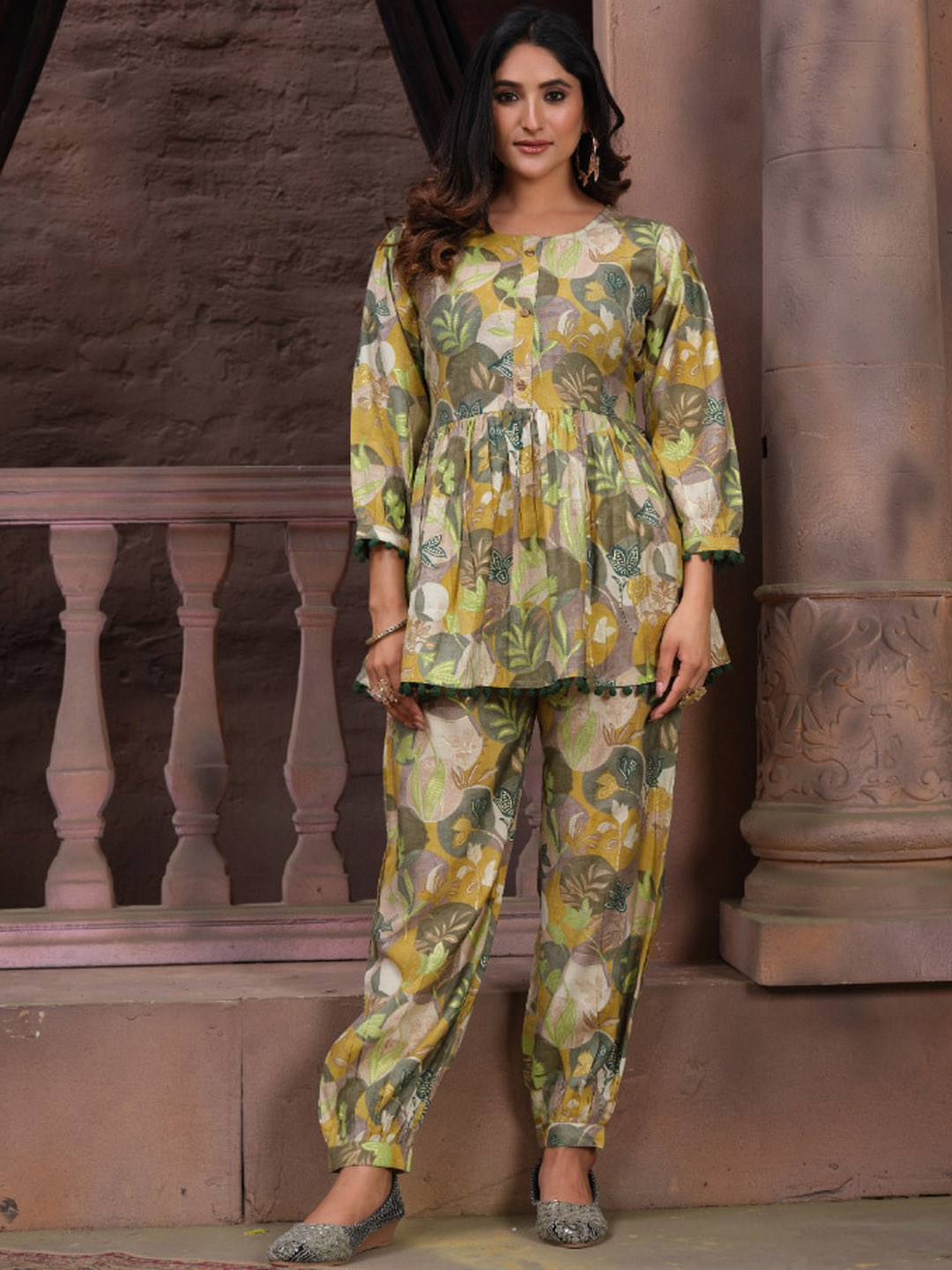 

Civamee Printed Tunic & Trouser, Green
