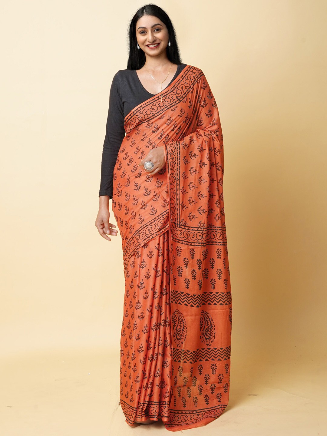 

Unnati Silks Ethnic Motifs Printed Pure Cotton Block Print Saree, Orange