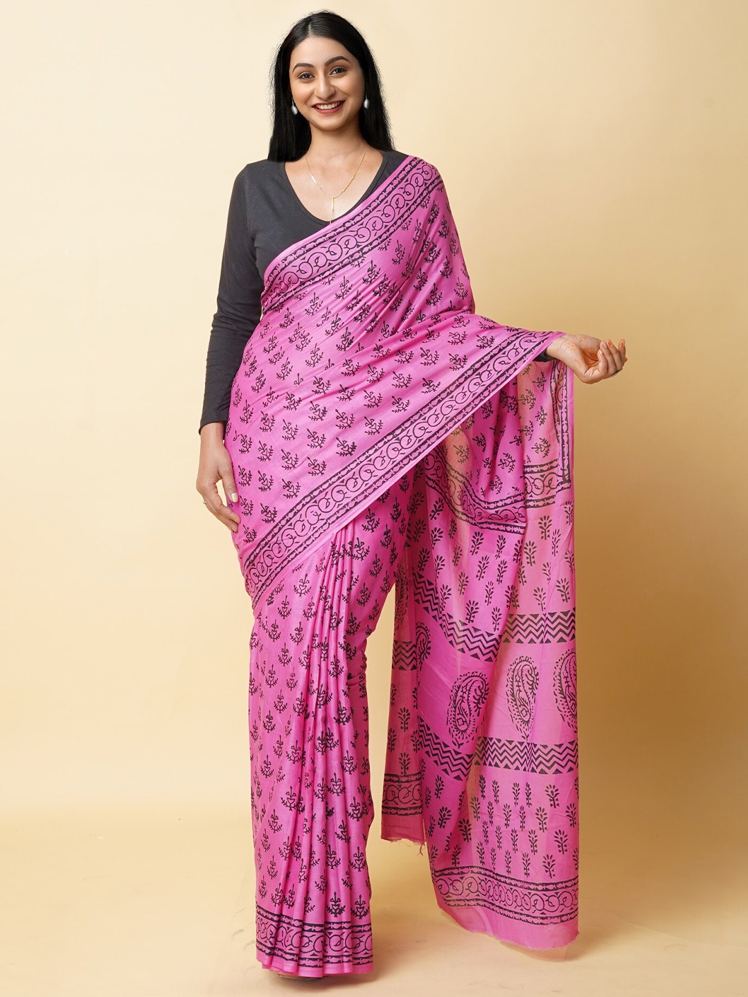 

Unnati Silks Ethnic Motifs Pure Cotton Block Print Saree, Pink