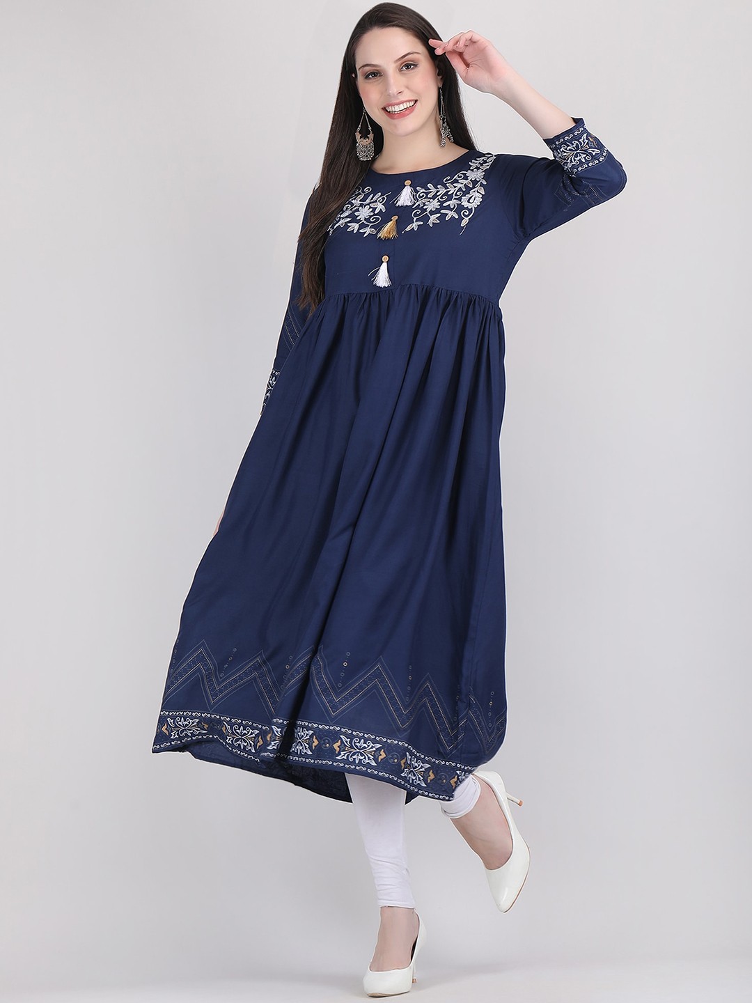 

MANKSH Women Ethnic Motifs Embroidered Keyhole Neck Thread Work Anarkali Kurta, Blue