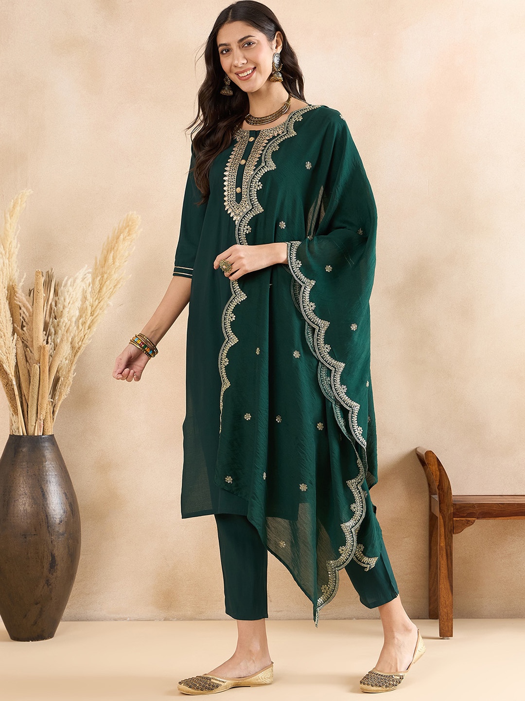 

Anouk Ethnic Motifs Yoke Design Regular Gotta Patti Kurta With Trousers & Dupatta, Green