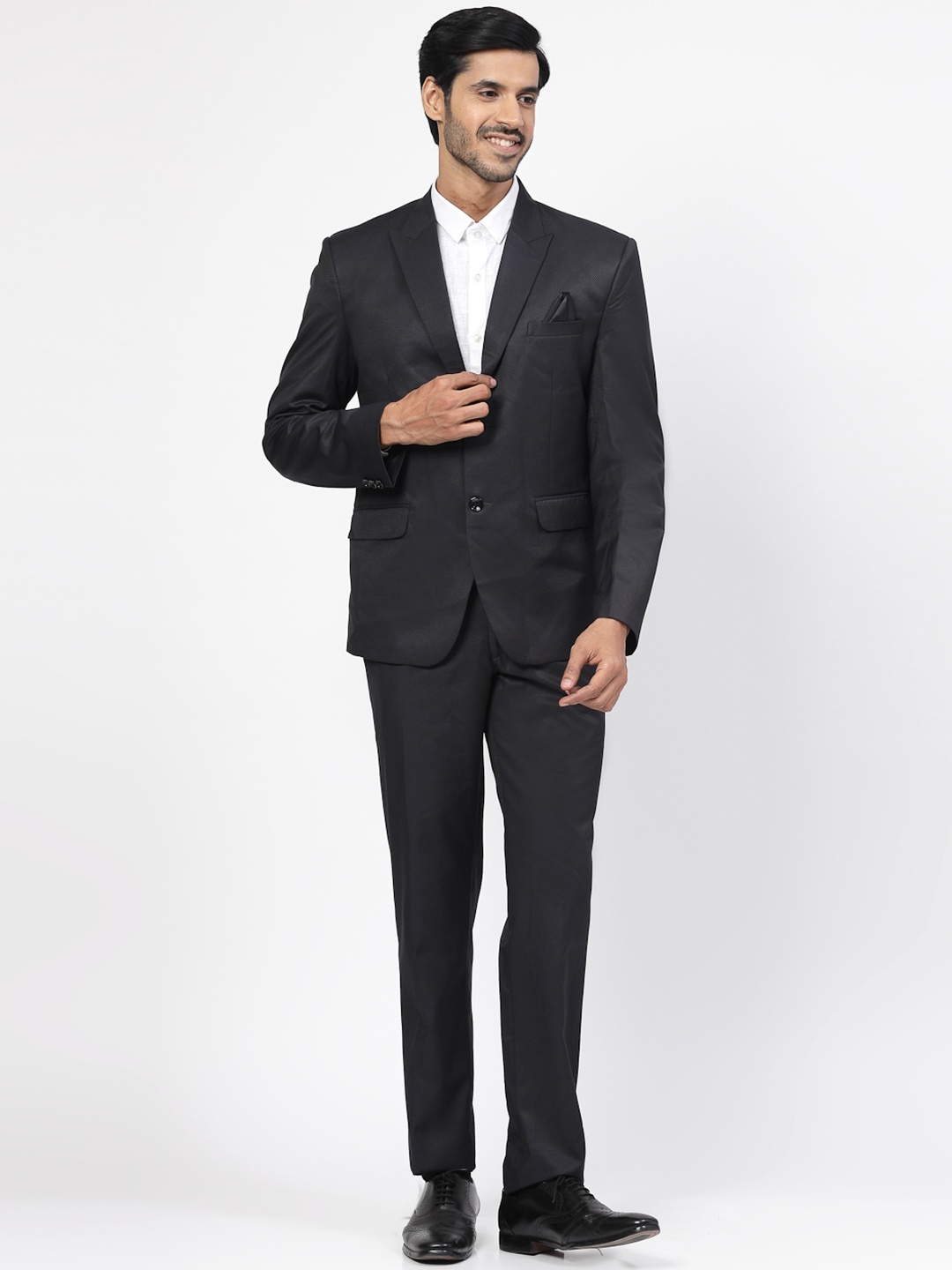 

KLOTTHE 2-Piece Single-Breasted Partywear Suit, Black