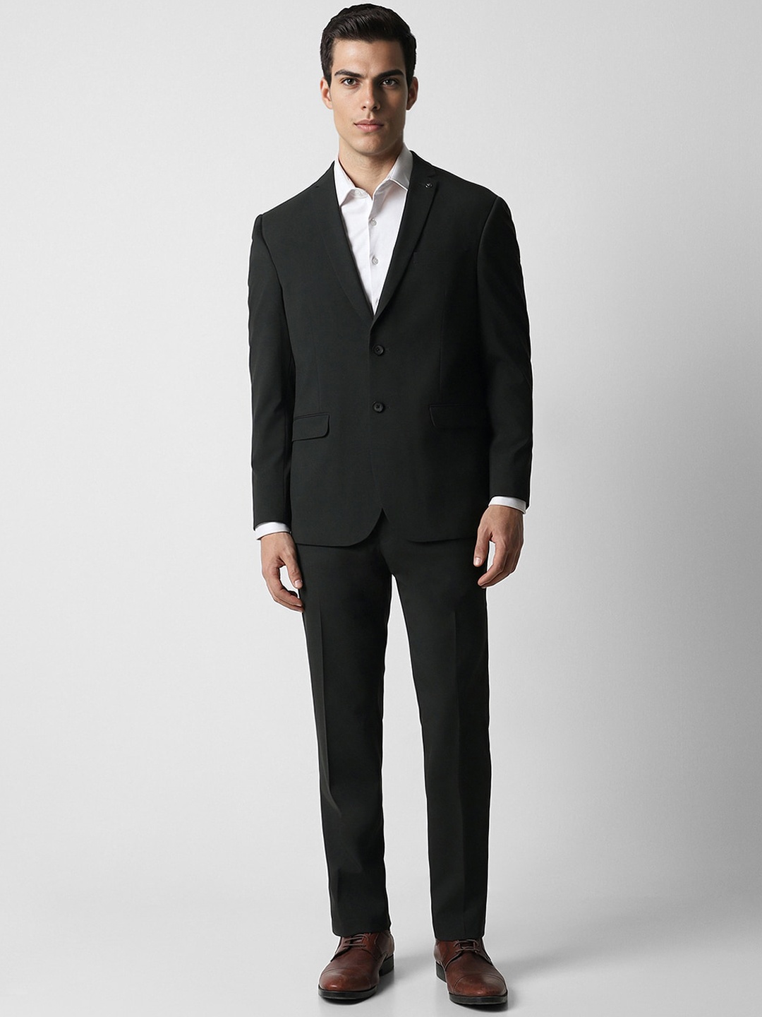 

Van Heusen Slim-Fit Single Breasted 2 Piece Formal Suits, Black