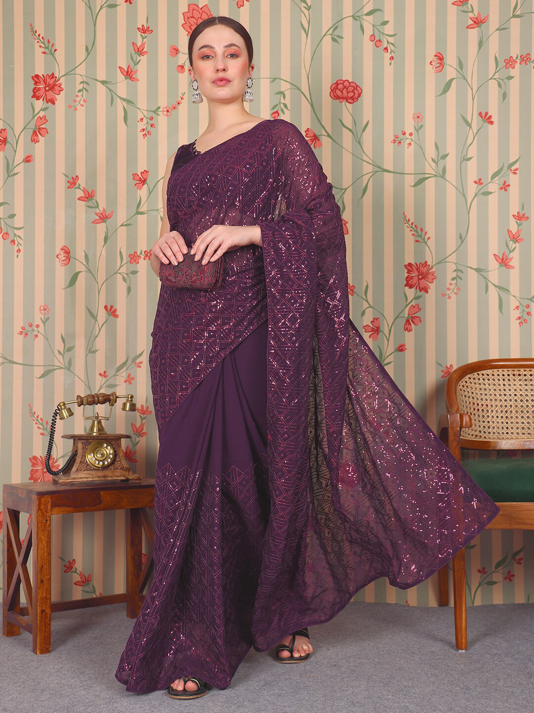 

Ode by House of Pataudi Embellished Sequinned Saree, Purple