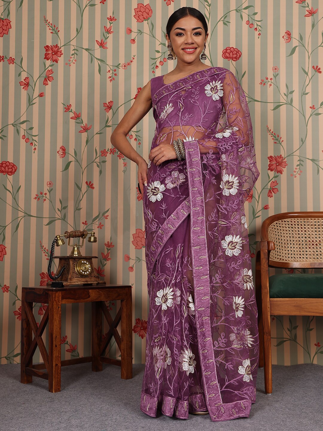 

Ode by House of Pataudi Embellished Embroidered Net Saree, Purple