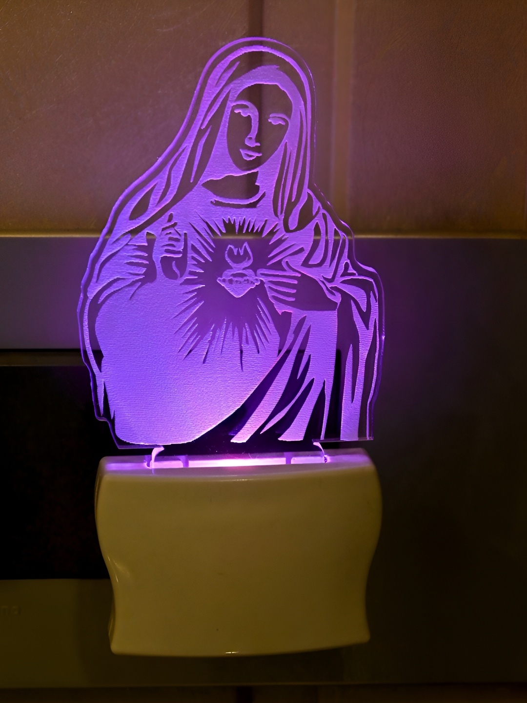 

1ST TIME Purple & White Acrylic Abstract Shaped Shaped Wall Lamp