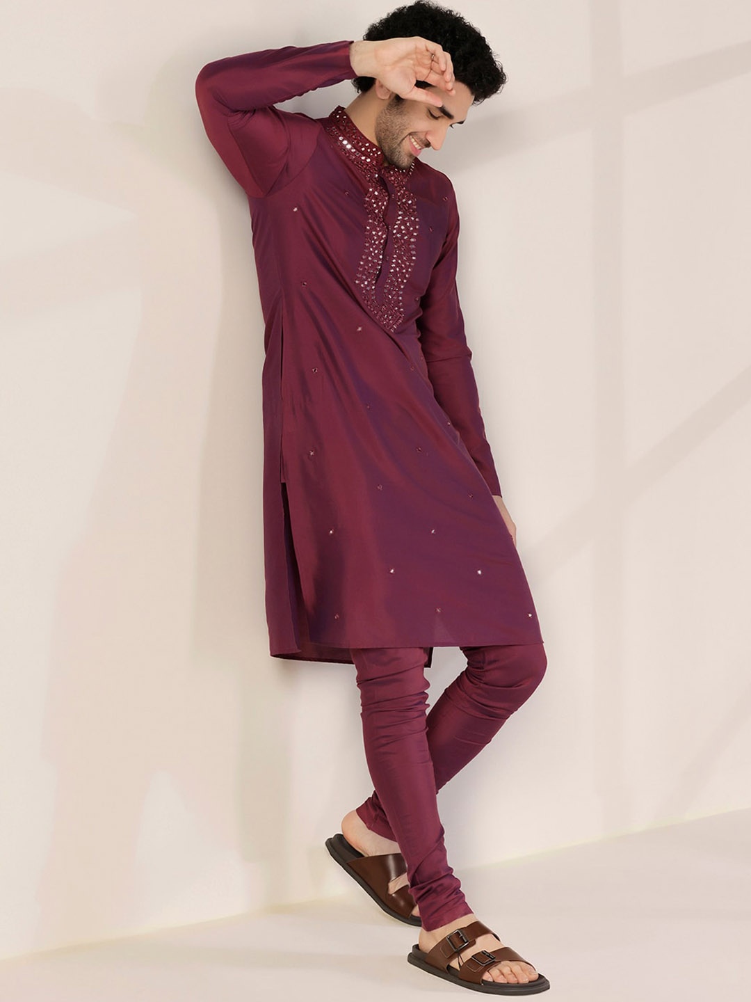 

KISAH Embroidered Mandarin Collar Long Sleeves Kurta with Churidar, Magenta