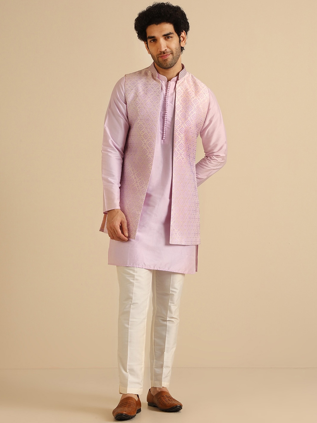 

KISAH Men Textured Zari Regular Fit Kurta Jacket Trouser Set, Purple