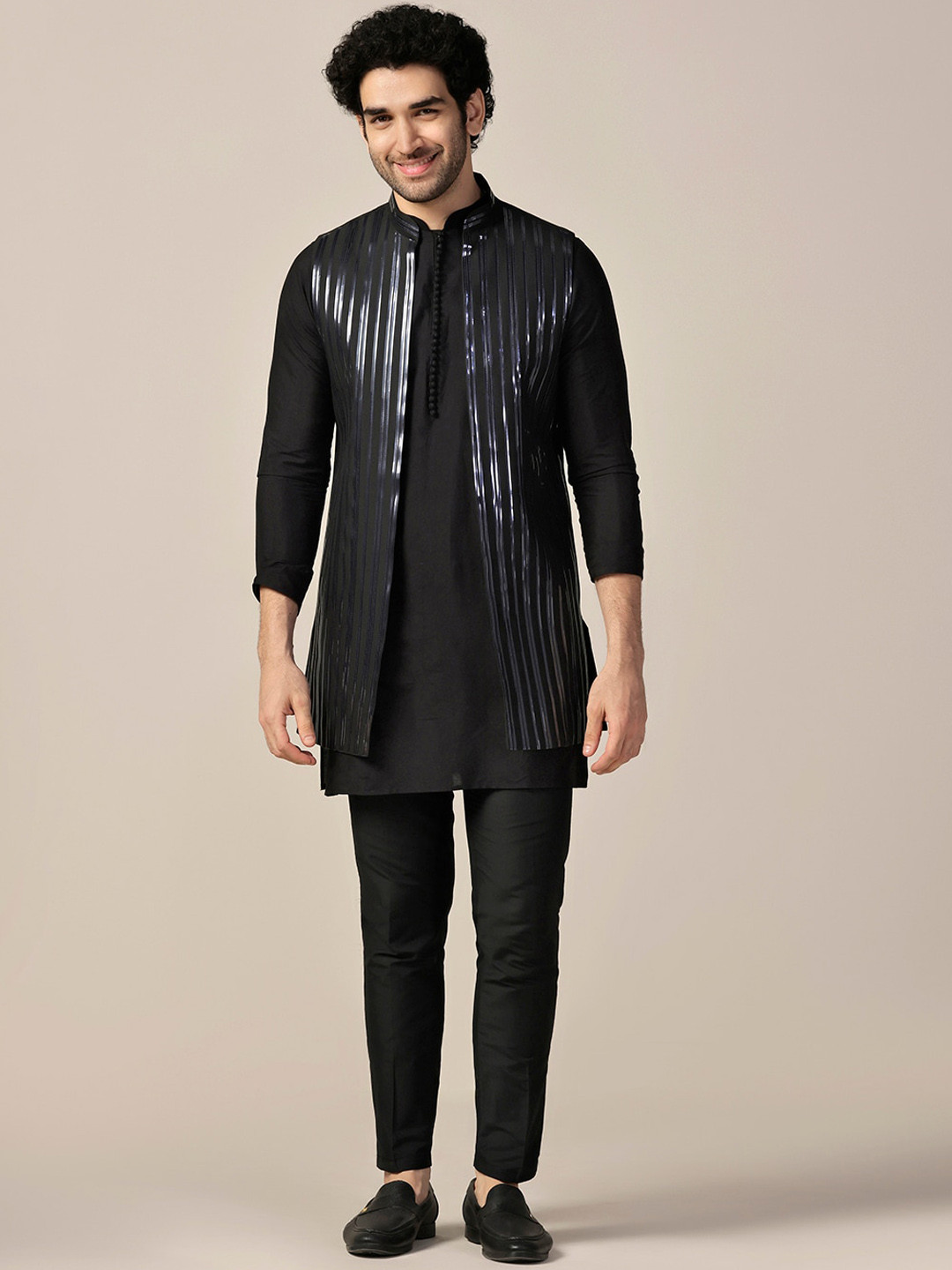 

KISAH Men Tape Work Embellished Regular Fit Kurta with Jacket & Trouser Set, Black