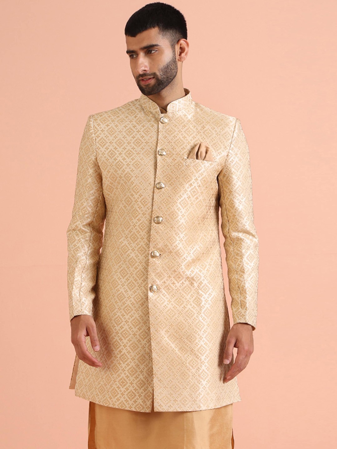 

KISAH Men Geometric Woven Design Mandarin Collar Indowestern Sherwani, Gold