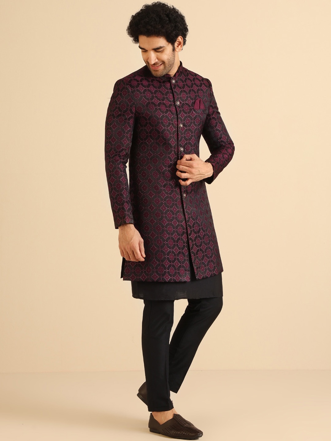 

KISAH Men Floral Woven Design Mandarin Collar Indowestern Sherwani, Burgundy