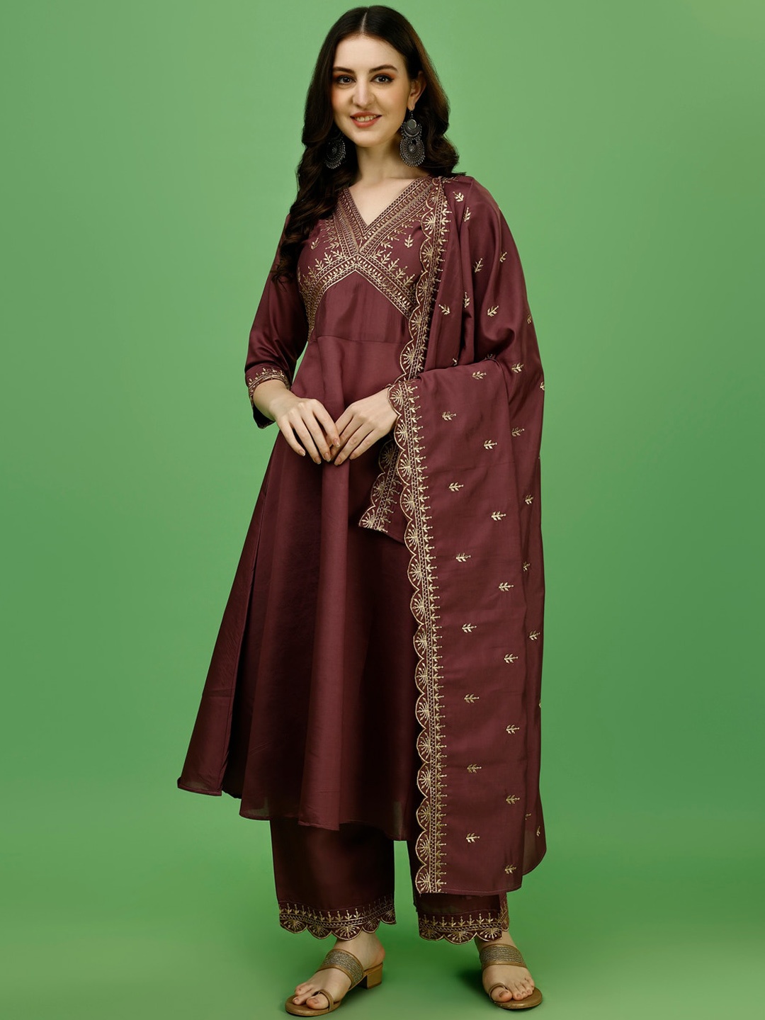 

KALINI Ethnic Motifs Embroidered Regular Kurta with Palazzos & Dupatta, Purple