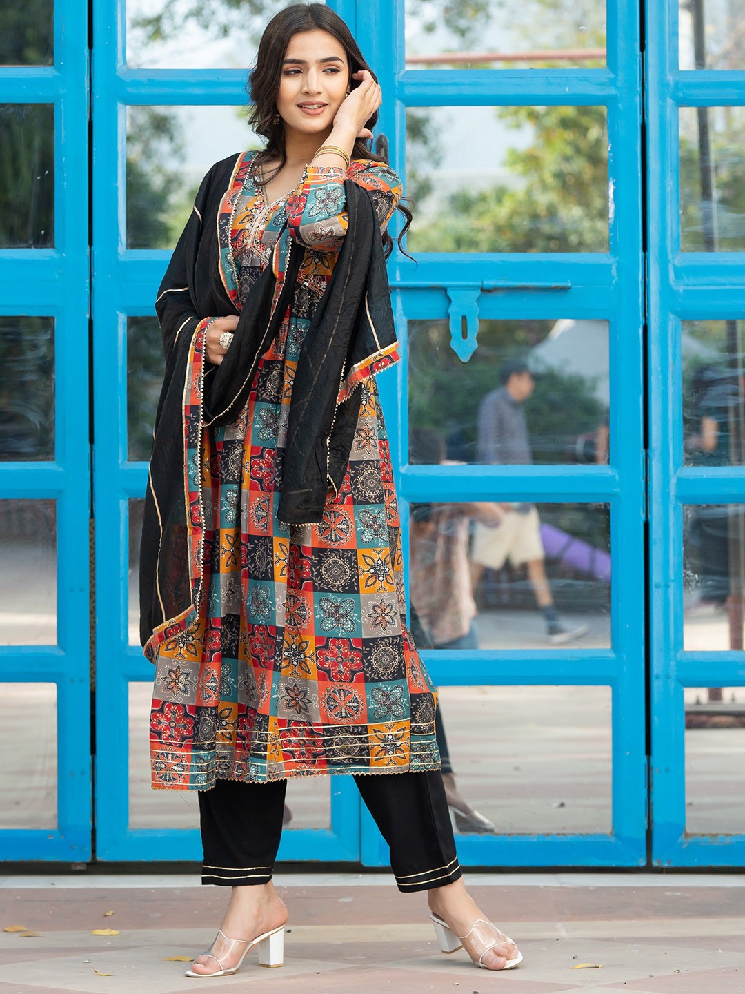 

KALINI Ethnic Motifs Printed Pleated Gotta Patti Anarkali Kurta with Trousers & Dupatta, Black