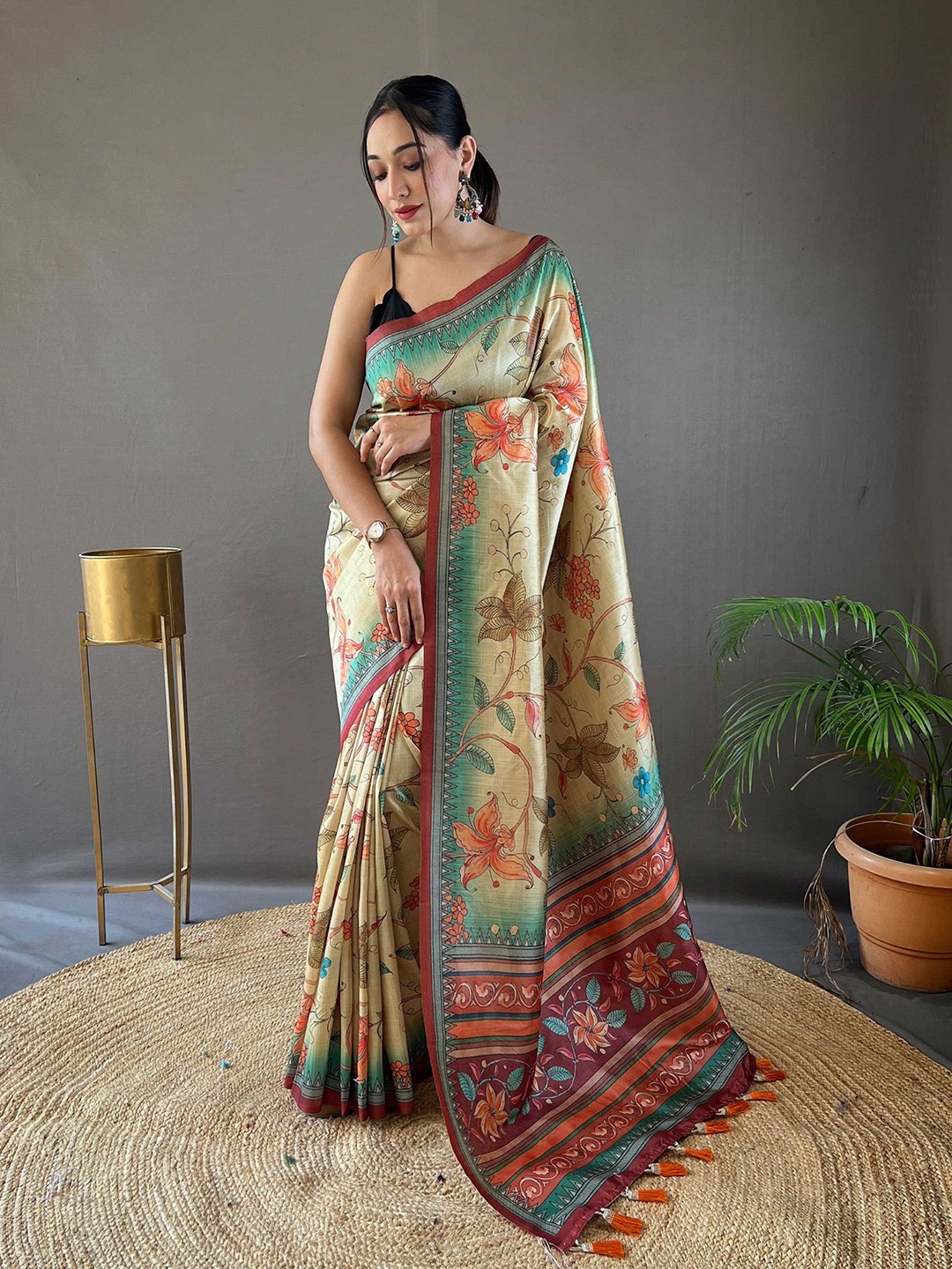 

Mitera Yellow & Green Floral Printed Saree