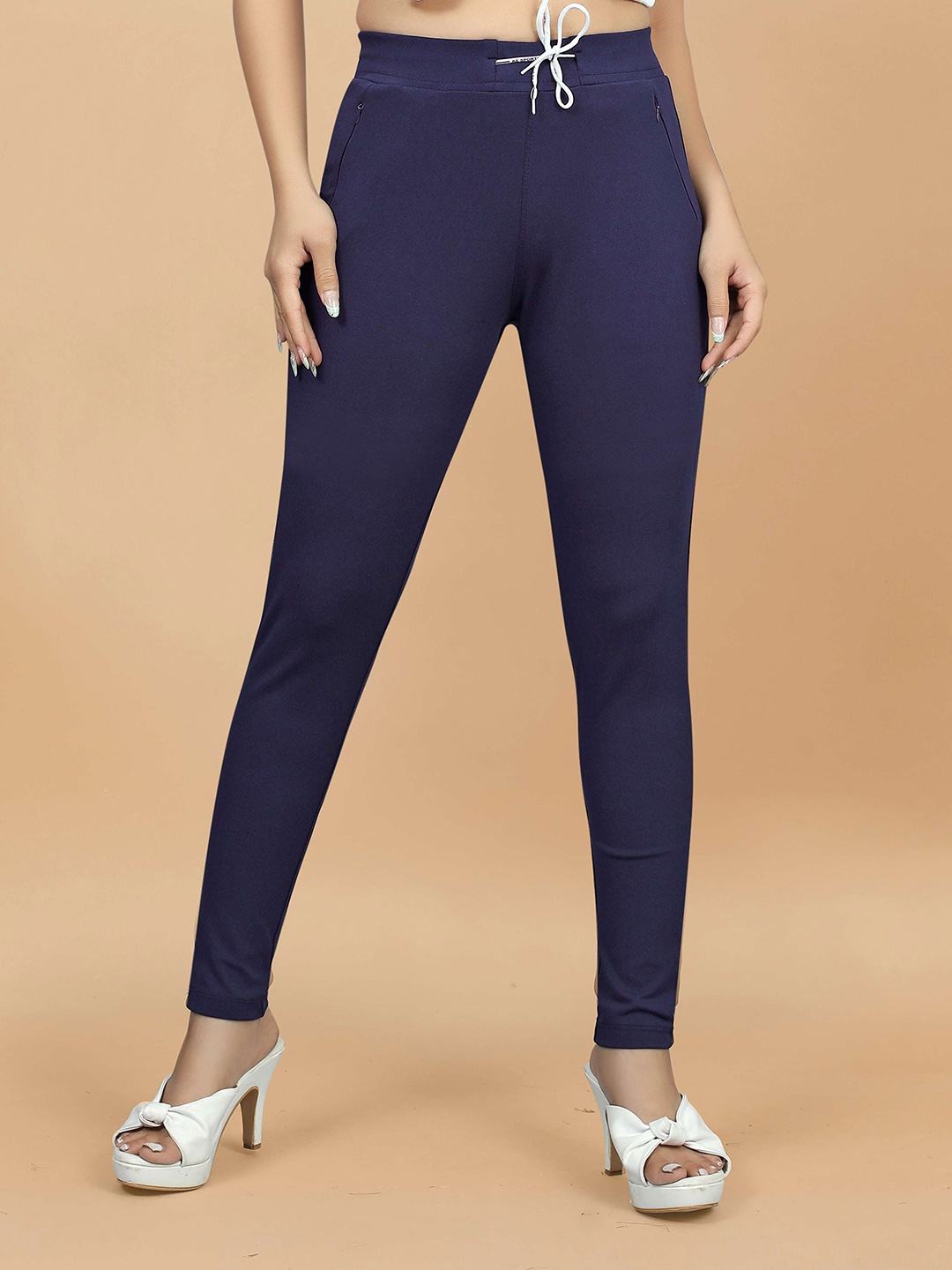 

Aardiva Skinny-Fit High Waist Jeggings, Blue
