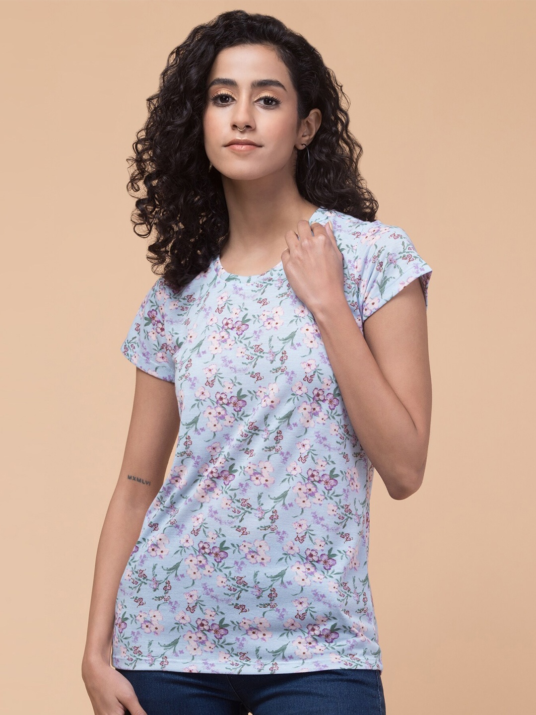 

BAESD Women Floral Printed Pockets T-shirt, Blue